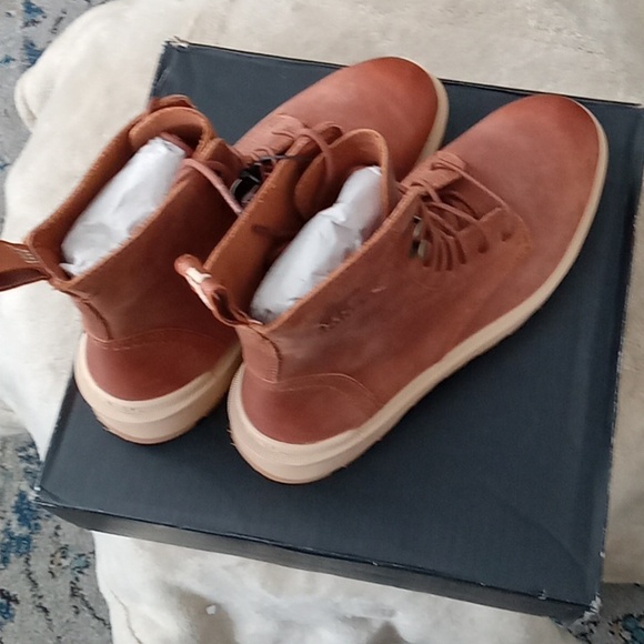 Sorel women's boots-NEW - Picture 3 of 6